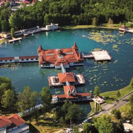 In - Balaton 36758 * Hévíz