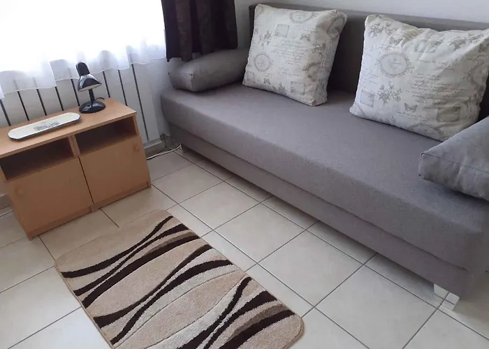 In - Balaton 36758 *