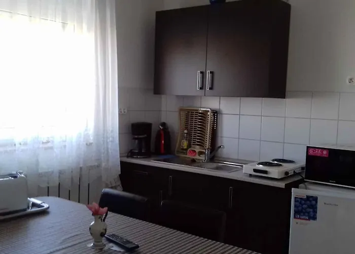 In - Balaton 36758 Appartement *