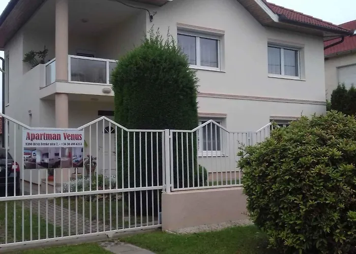 In - Balaton 36758 Appartement *